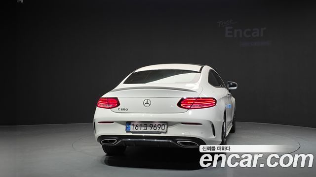 Mercedes-Benz C-Class (W205) C200 Coupe 2022 — фото 4