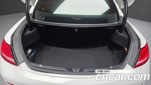 Mercedes-Benz C-Class (W205) C200 Coupe 2022 — фото 17