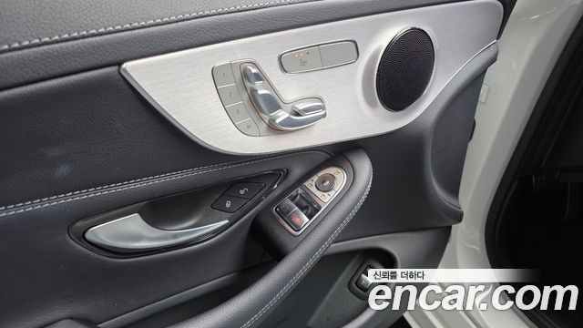 Mercedes-Benz C-Class (W205) C200 Coupe 2022 — фото 18
