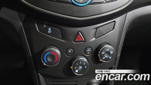 Chevrolet Trax 1.6 Diesel LS Deluxe 2016 — фото 19
