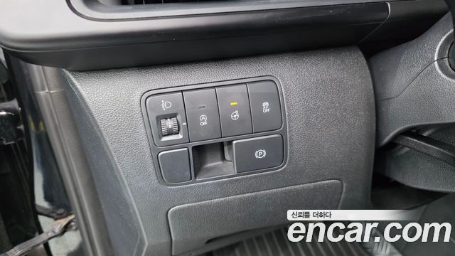 Hyundai Staria Cargo 5-Seater Modern 2022 — фото 15