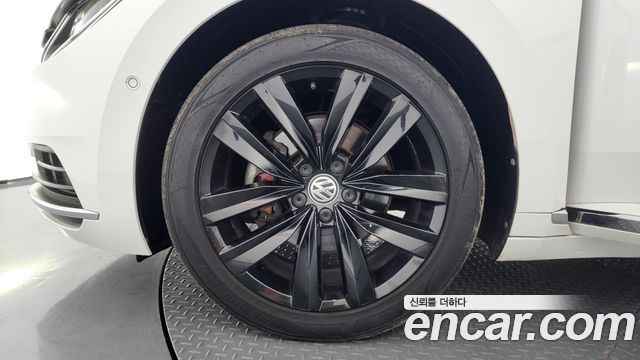 Volkswagen Arteon 2.0 TDI Prestige 2019 — фото 5