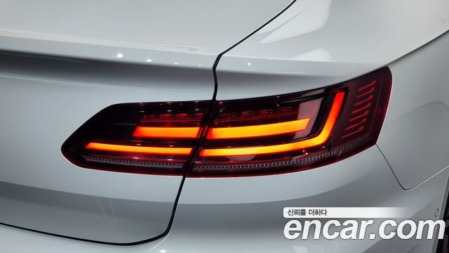Volkswagen Arteon 2.0 TDI Prestige 2019 — фото 23