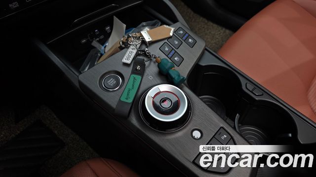 Kia Sportage (V) Gasoline 1.6 Turbo 2WD Signature 2025 — фото 9