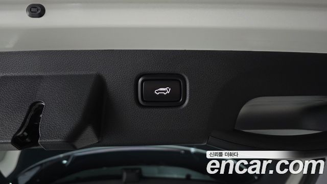 Kia Sportage (V) Gasoline 1.6 Turbo 2WD Signature 2025 — фото 20