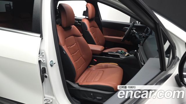 Kia Sportage (V) Gasoline 1.6 Turbo 2WD Signature 2025 — фото 26