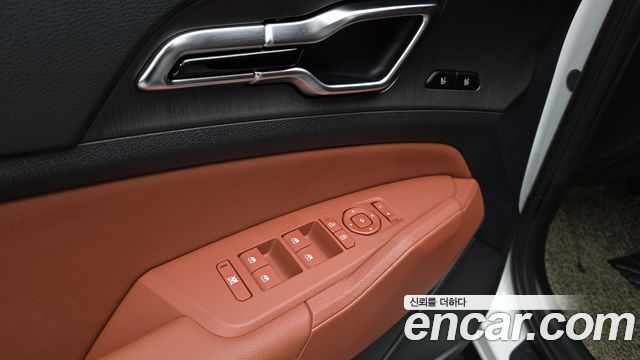 Kia Sportage (V) Gasoline 1.6 Turbo 2WD Signature 2025 — фото 32