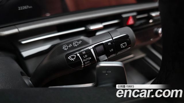 Kia Sportage (V) Gasoline 1.6 Turbo 2WD Signature 2025 — фото 35