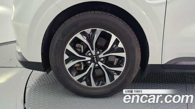Kia Carnival (IV) Gasoline 11-Seater Prestige 2023 — фото 5