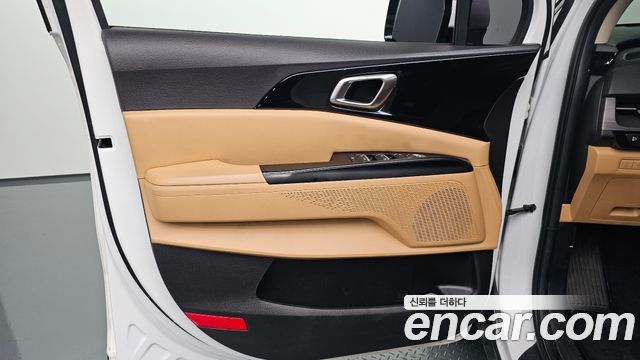 Kia Carnival (IV) Gasoline 11-Seater Prestige 2023 — фото 24