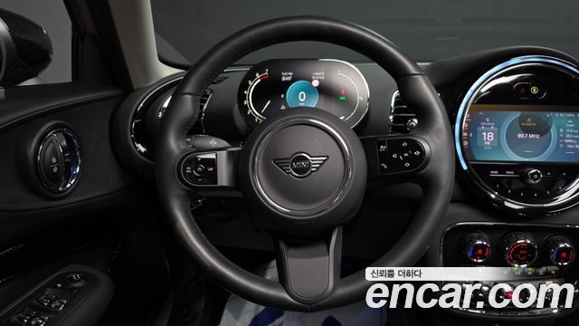 MINI Cooper Clubman Classic 2nd 2024 — фото 13
