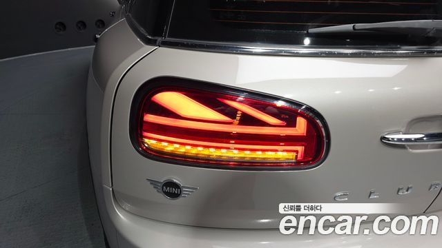 MINI Cooper Clubman Classic 2nd 2024 — фото 23