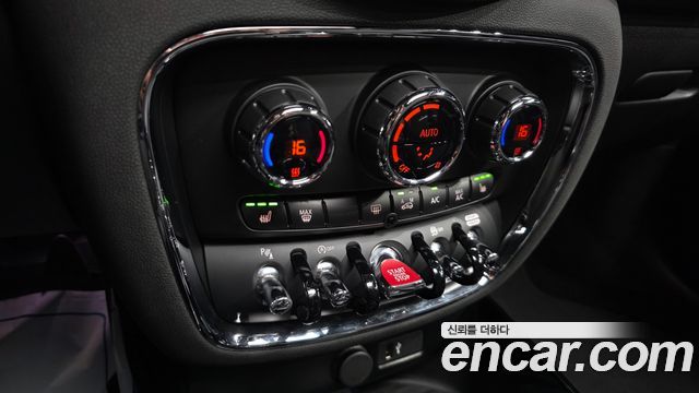 MINI Cooper Clubman Classic 2nd 2024 — фото 36