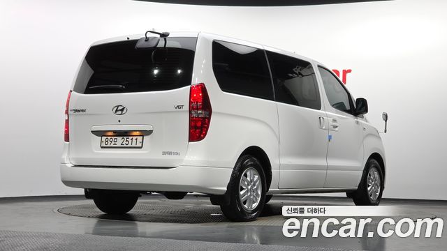 Hyundai Grand Starex Van 5-Seater Modern 2019 — фото 2