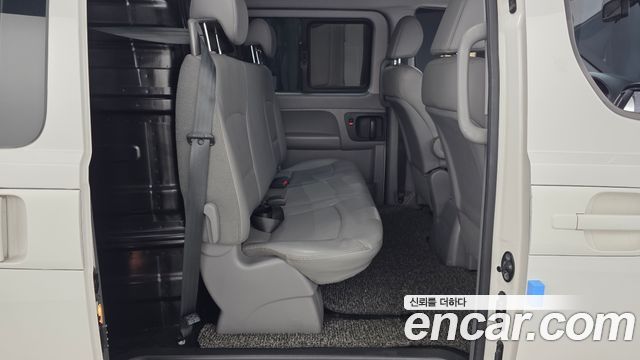 Hyundai Grand Starex Van 5-Seater Modern 2019 — фото 12