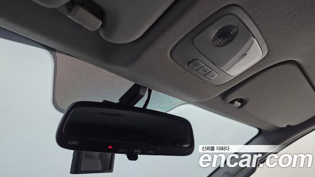Hyundai Grand Starex Van 5-Seater Modern 2019 — фото 17