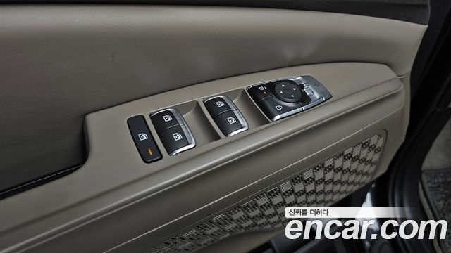 Kia Carnival (IV) Gasoline 7-Seater Noblesse 2026 — фото 17