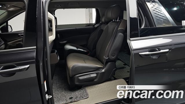 Kia Carnival (IV) Gasoline 7-Seater Noblesse 2026 — фото 26