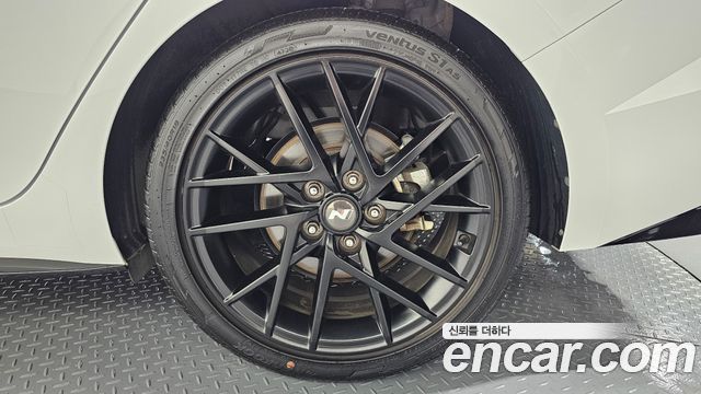 Hyundai Avante (CN7) 1.6 Turbo N Line Inspiration 2021 — фото 21