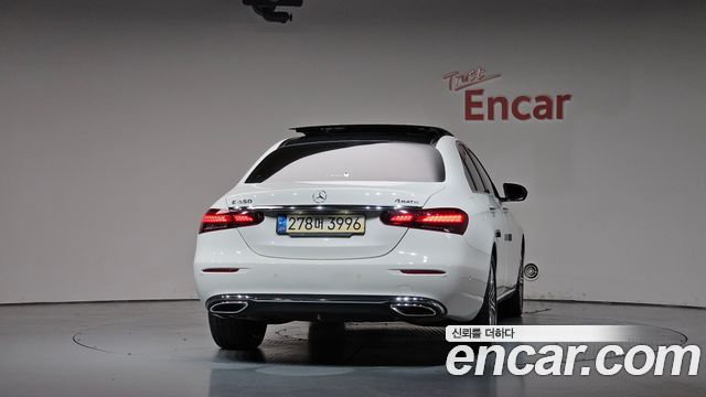 Mercedes-Benz E-Class (W213) E450 4MATIC Exclusive 2022 — фото 4