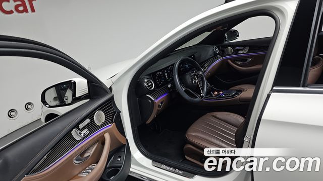 Mercedes-Benz E-Class (W213) E450 4MATIC Exclusive 2022 — фото 10