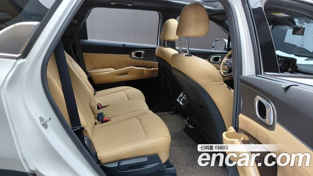 Kia Sorento (IV) HEV 1.6 4WD Noblesse 2023 — фото 11