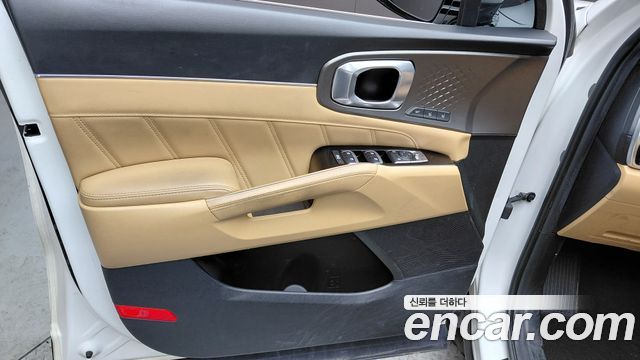 Kia Sorento (IV) HEV 1.6 4WD Noblesse 2023 — фото 24