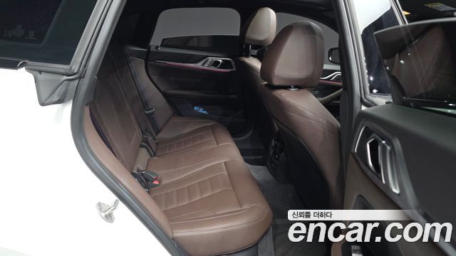 BMW 4 Series (G22) 420i M Sport Pro Gran Coupe 2026 — фото 12