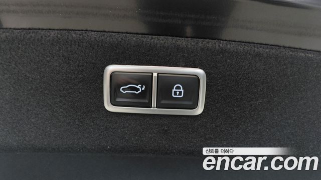 Genesis G80 (RG3) Gasoline 2.5 Turbo AWD 2024 — фото 16