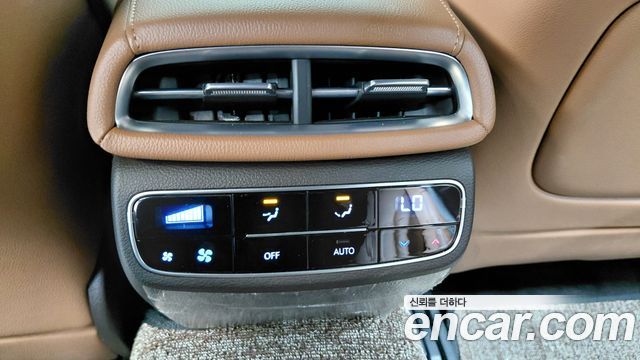 Genesis G80 (RG3) Gasoline 2.5 Turbo AWD 2024 — фото 18