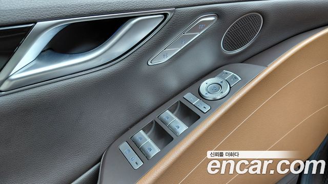 Genesis G80 (RG3) Gasoline 2.5 Turbo AWD 2024 — фото 31