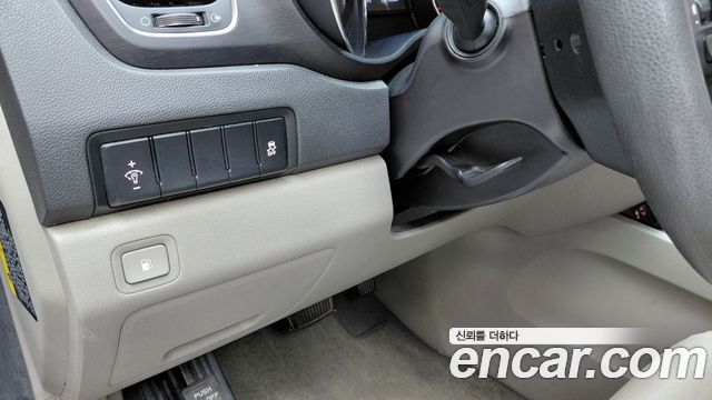 Kia Carnival 11-Seater Deluxe 2020 — фото 28