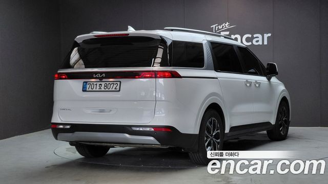 Kia Carnival (IV) Gasoline 11-Seater Prestige 2023 — фото 2