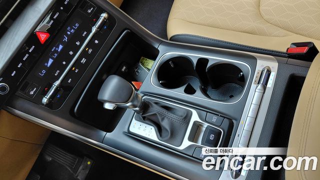Kia Carnival (IV) Gasoline 11-Seater Prestige 2023 — фото 9