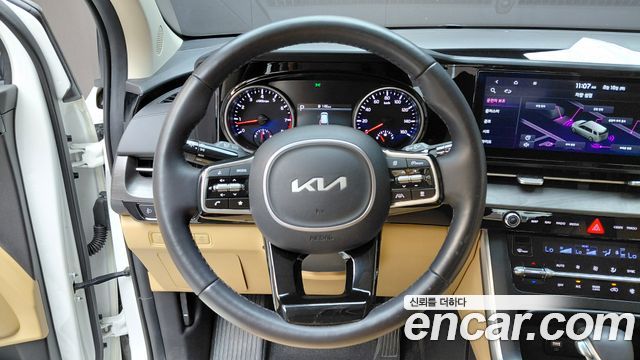 Kia Carnival (IV) Gasoline 11-Seater Prestige 2023 — фото 13