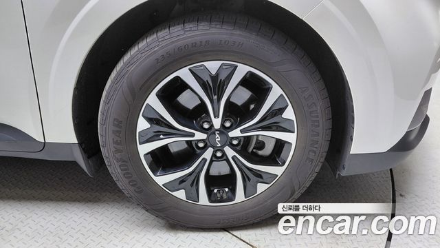 Kia Carnival (IV) Gasoline 11-Seater Prestige 2023 — фото 21