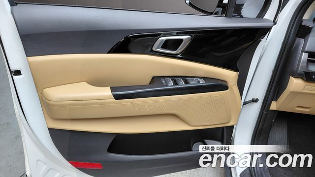 Kia Carnival (IV) Gasoline 11-Seater Prestige 2023 — фото 24
