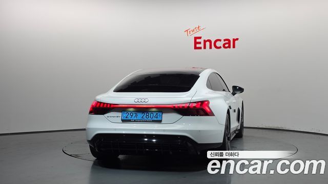 Audi e-tron GT GT quattro Premium 2023 — фото 4