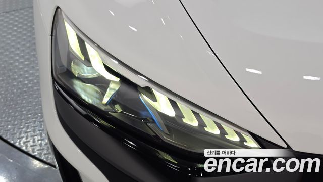Audi e-tron GT GT quattro Premium 2023 — фото 28