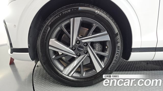 Genesis GV70 2.5T Gasoline 2WD 2025 — фото 5