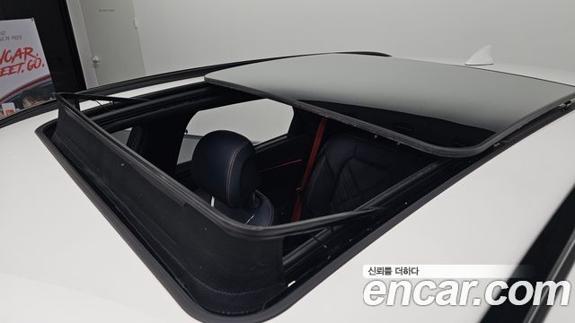 Genesis GV70 2.5T Gasoline 2WD 2025 — фото 31