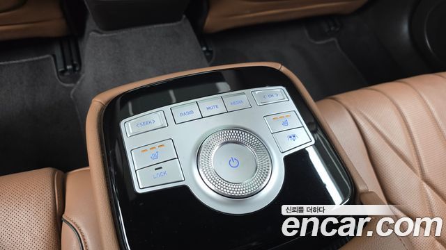 Genesis G80 (RG3) Gasoline 2.5 Turbo AWD 2022 — фото 19