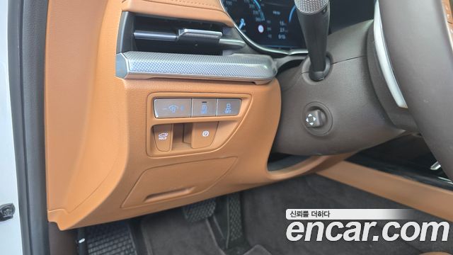 Genesis G80 (RG3) Gasoline 2.5 Turbo AWD 2022 — фото 28
