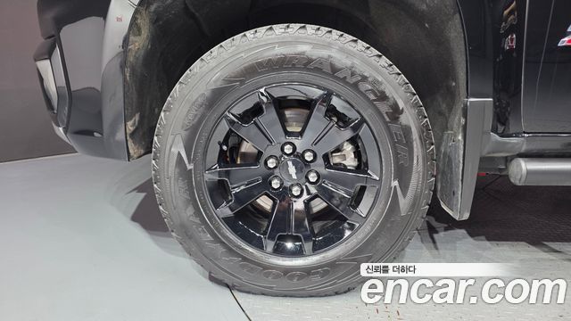 Chevrolet Real New Colorado 3.6 Z71-X Midnight 4WD 2021 — фото 5