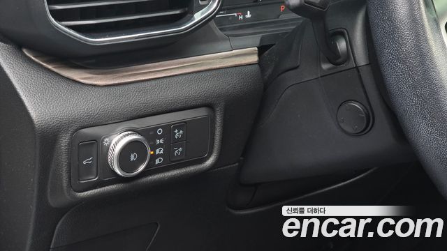 Ford Explorer (VI) 2.3 LimIted 4WD 2021 — фото 13