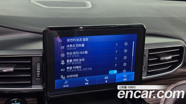 Ford Explorer (VI) 2.3 LimIted 4WD 2021 — фото 17