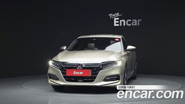 Honda Accord (X) 2.0 Hybrid Touring 2018 — фото 3