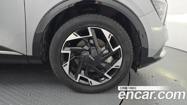 Kia Sportage (V) LPG 2.0 2WD Signature 2024 — фото 31