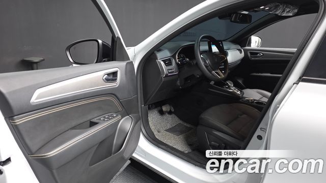 Renault Korea Arkana 1.6 E-TECH Iconic 2025 — фото 10