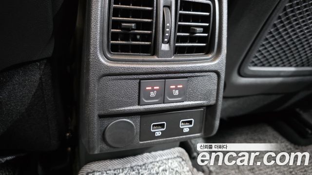 Renault Korea Arkana 1.6 E-TECH Iconic 2025 — фото 19
